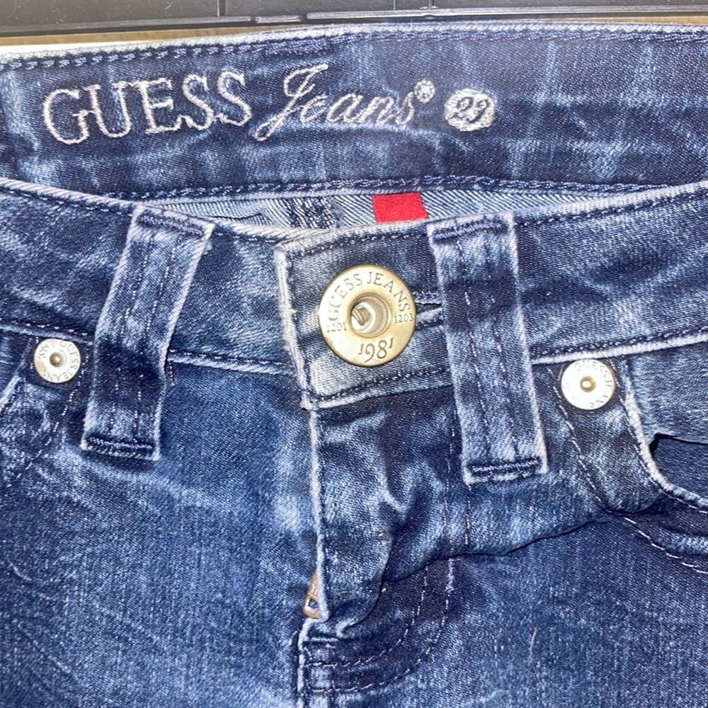 Guess? Low rise skinny jeans size 23/0. Royal Navy blue.